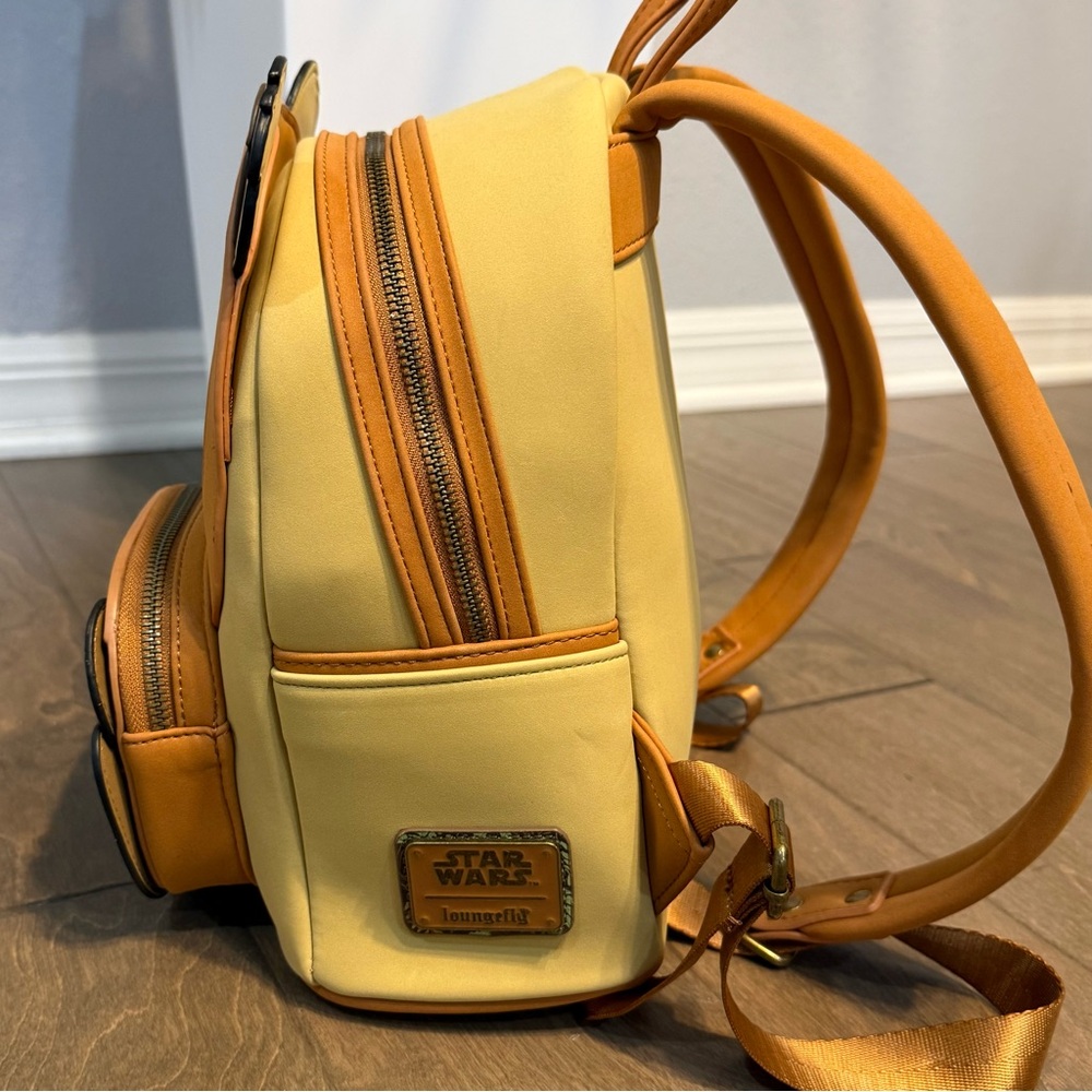 Used Once! Loungefly Star Wars Wicket Ewok Footsie Mini Backpack - Picture 8 of 11